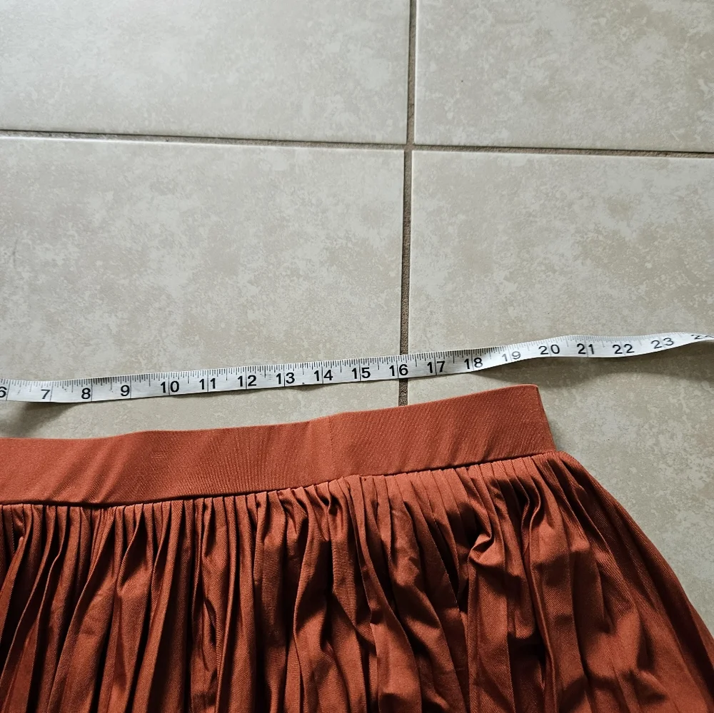Eloquii hankerchief bronze skirt - Picture 4 of 9